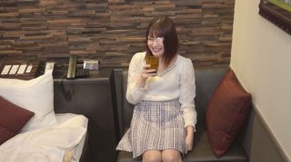 Personal shooting No Yuzu-chan a beautiful lady A cute smile with shaved bread