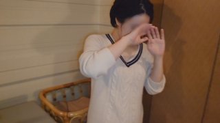 Personal shooting An obedient wife who works at Enko instead of her husband who lost his job A married woman whose body is honest and disgusting but exposes her libido Creampie
