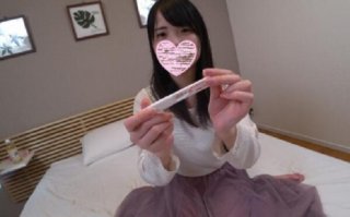 The day after graduation the worlds full appearance is conceived and vaginal cum shot AV debut and life ends at 18 years old