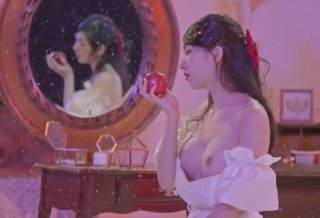 Christmas Story: Snow White, The Temptation Of The Red Apple