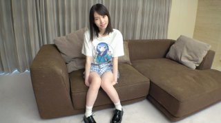 First shot Pure white beauty body Dream is to become a voice actor Around the age when you are interested